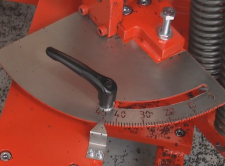 Ленточная пила BSM 450 - регулировка угла реза Ленточная пила BSM 450 - регулировка угла реза